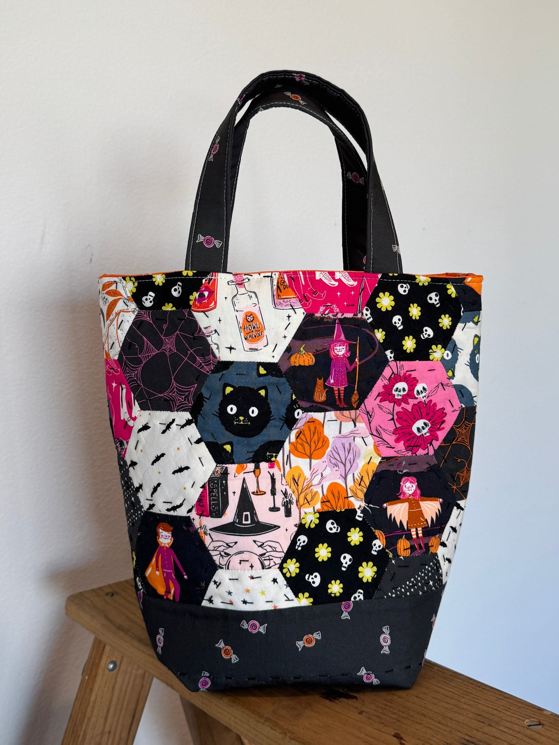 Halloween Trick or Treat Tote Tutorial