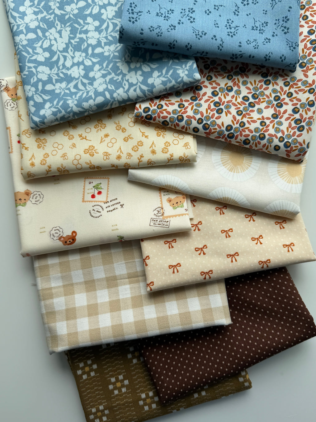 Lovely Day - 10 piece Fat Quarter Bundle