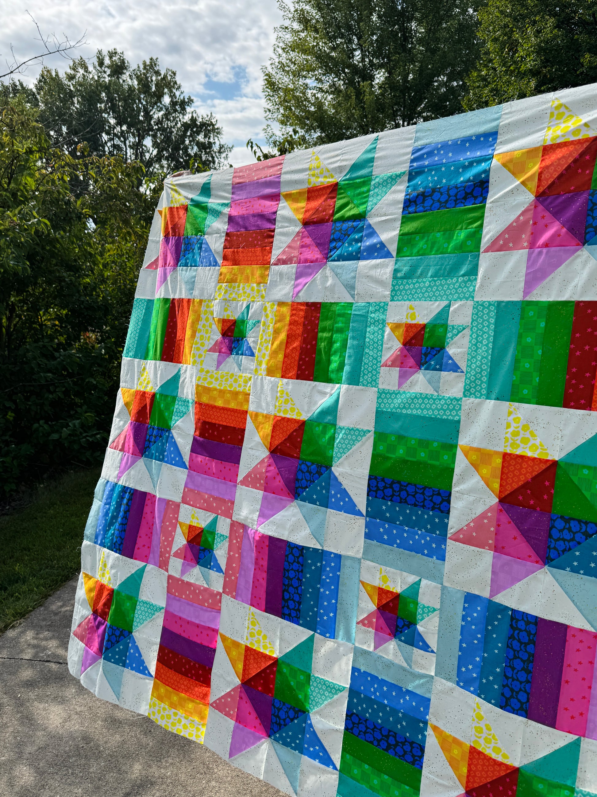 Rainbow Tetra Star Quilt Kit - Throw Size