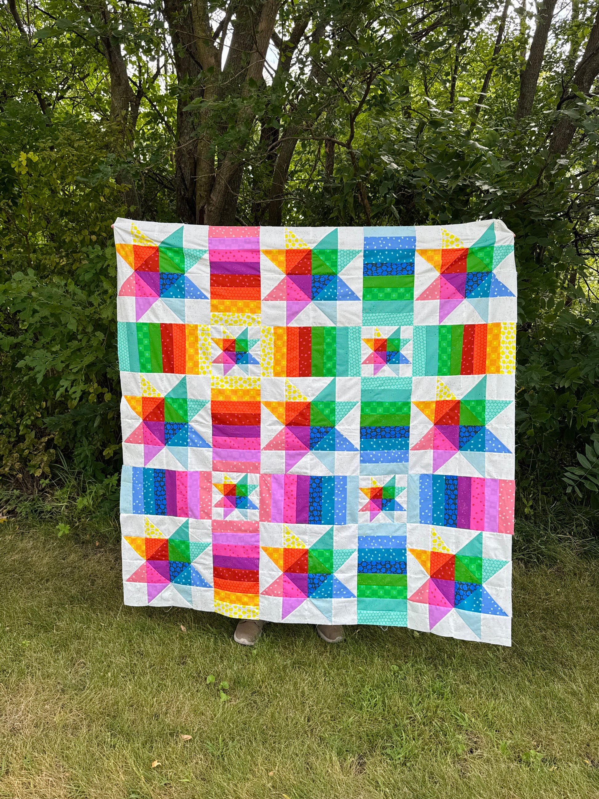Rainbow Tetra Star Quilt Kit - Throw Size