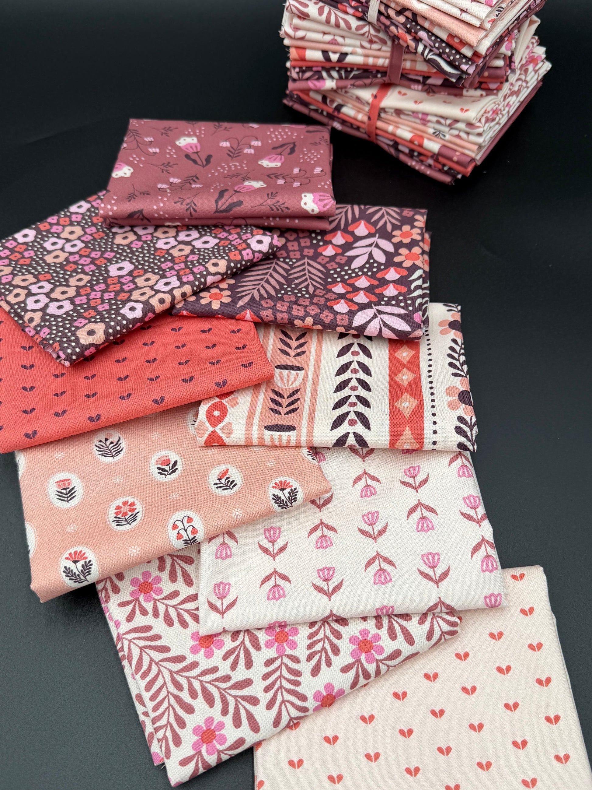 Cottage Blooms Fat Quarter Bundle