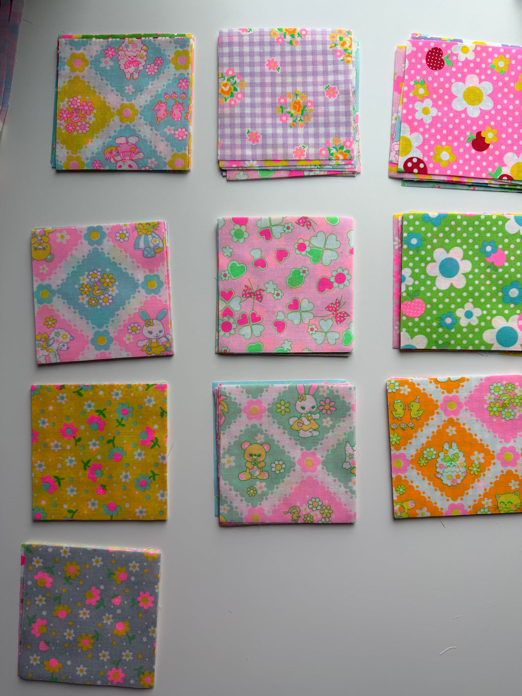 20 pieces - Antique Pink 2.75” Squares