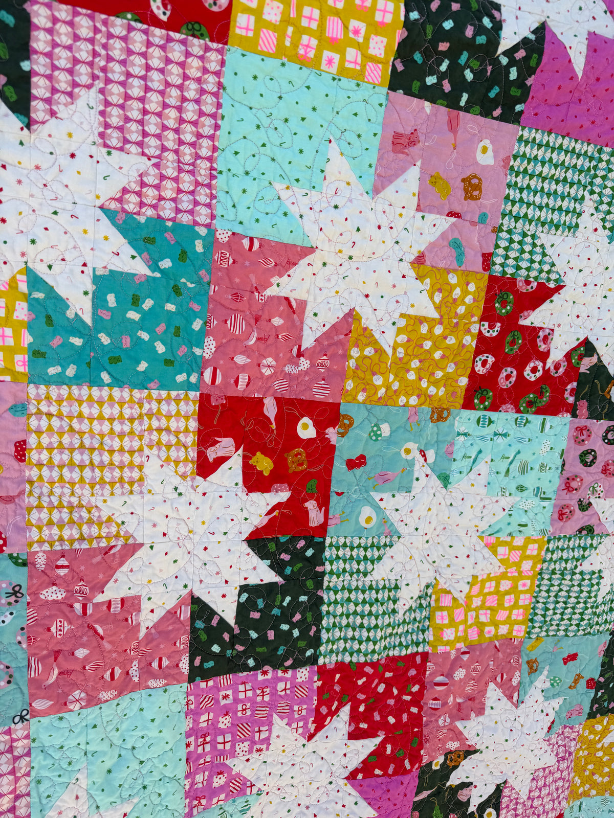 Kitsch Christmas star Throw Size Quilt - 60"x60"