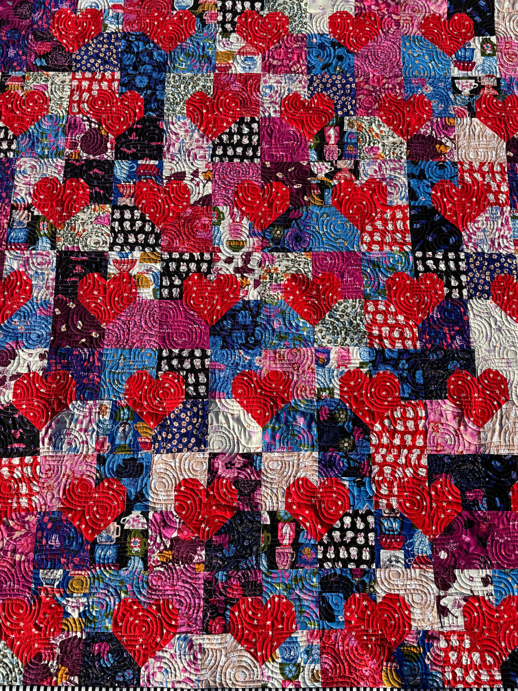 Hello Alice Patchwork Hearts cover quilt - 54"x63" Throw Size Quilt
