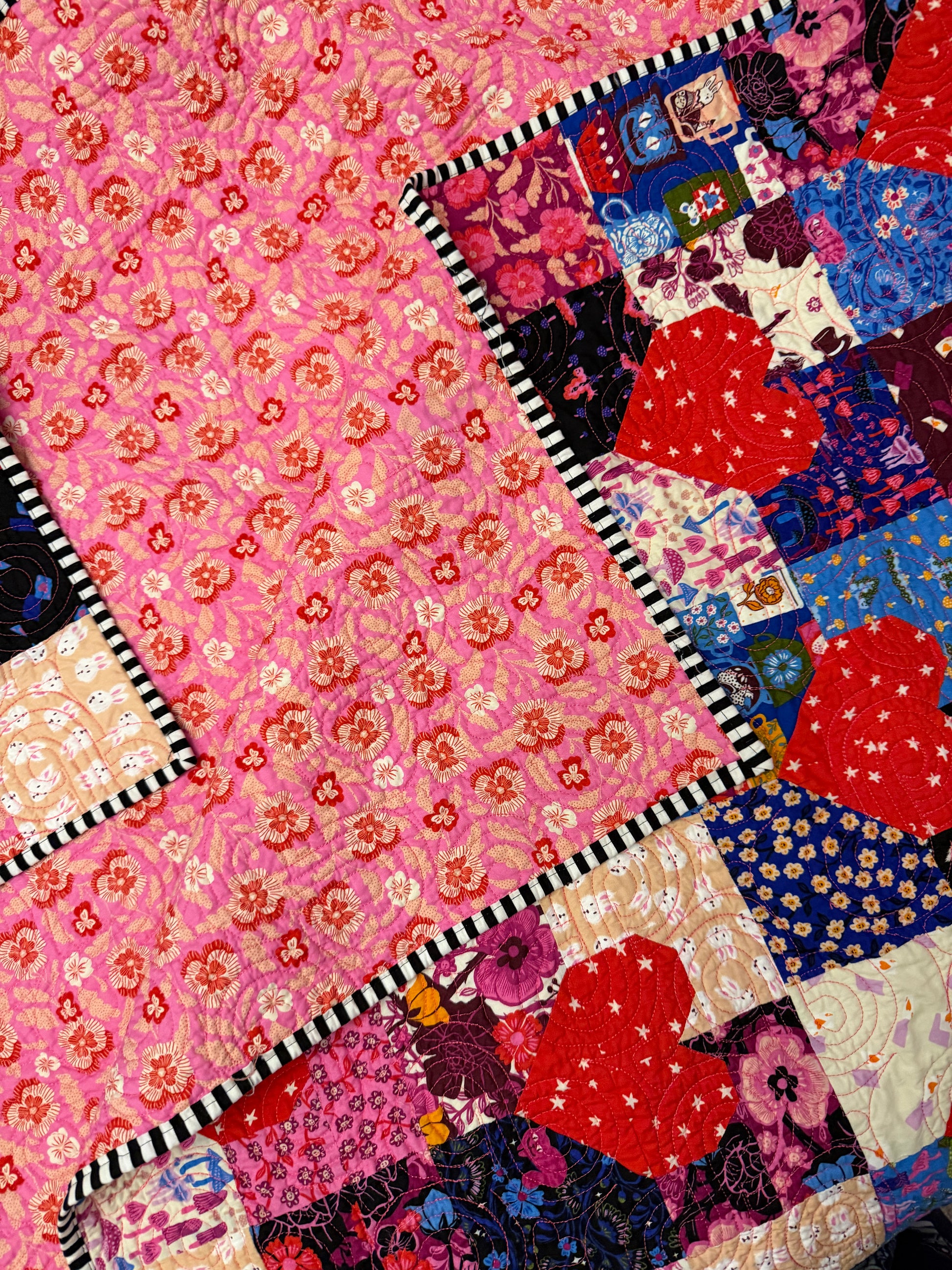 Hello Alice Patchwork Hearts cover quilt - 54"x63" Throw Size Quilt