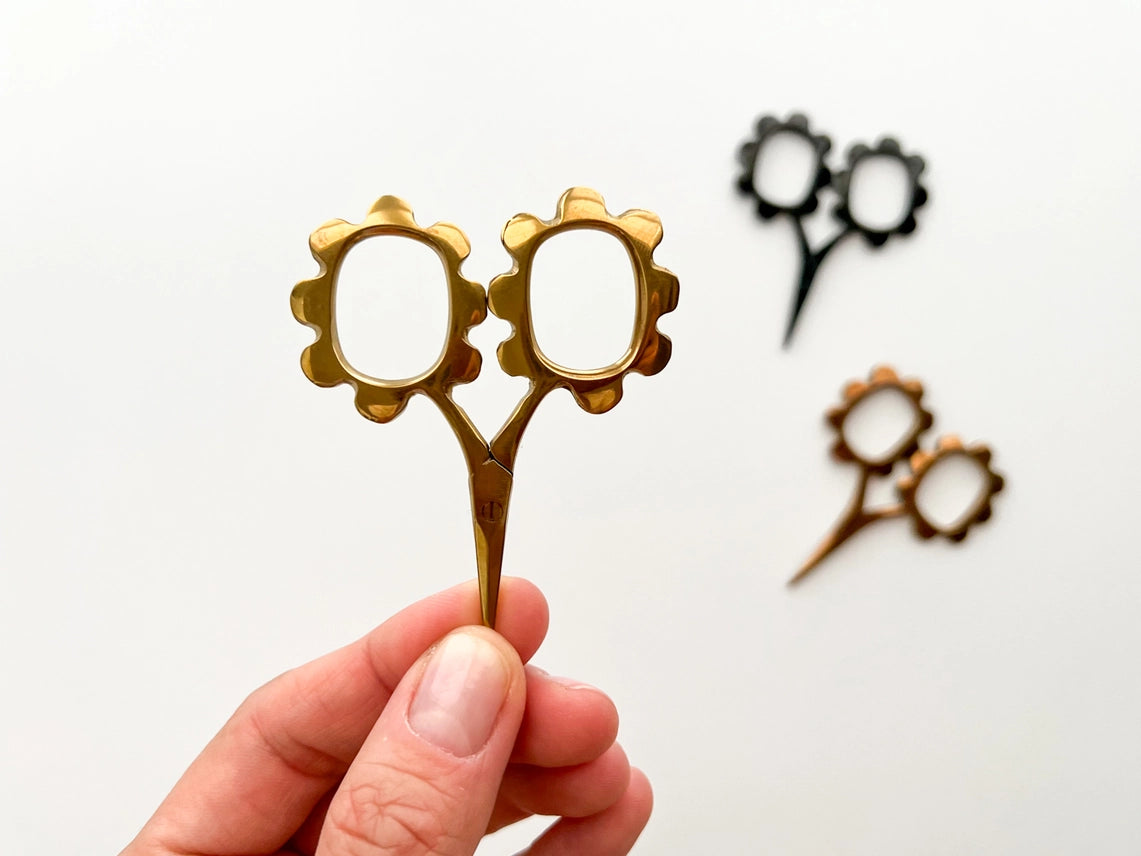 Gold Small Flower Scissors