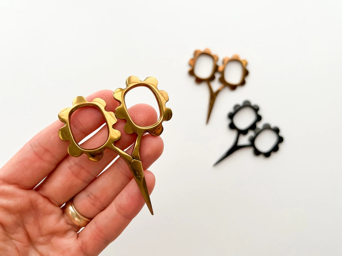Gold Small Flower Scissors