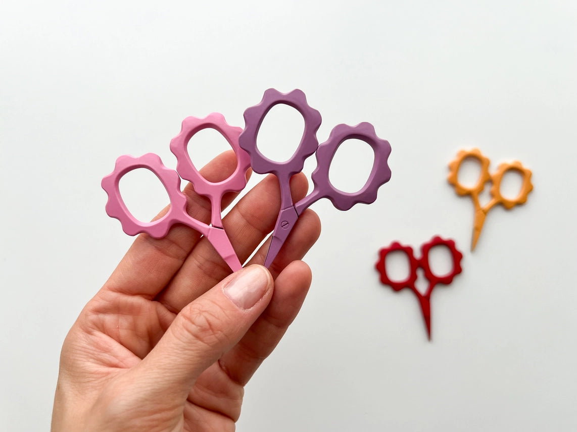 Pink Small Flower Scissors