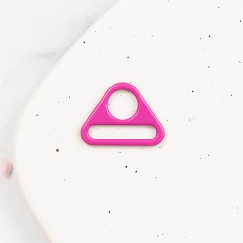 1.5" Triangle Ring - Magenta